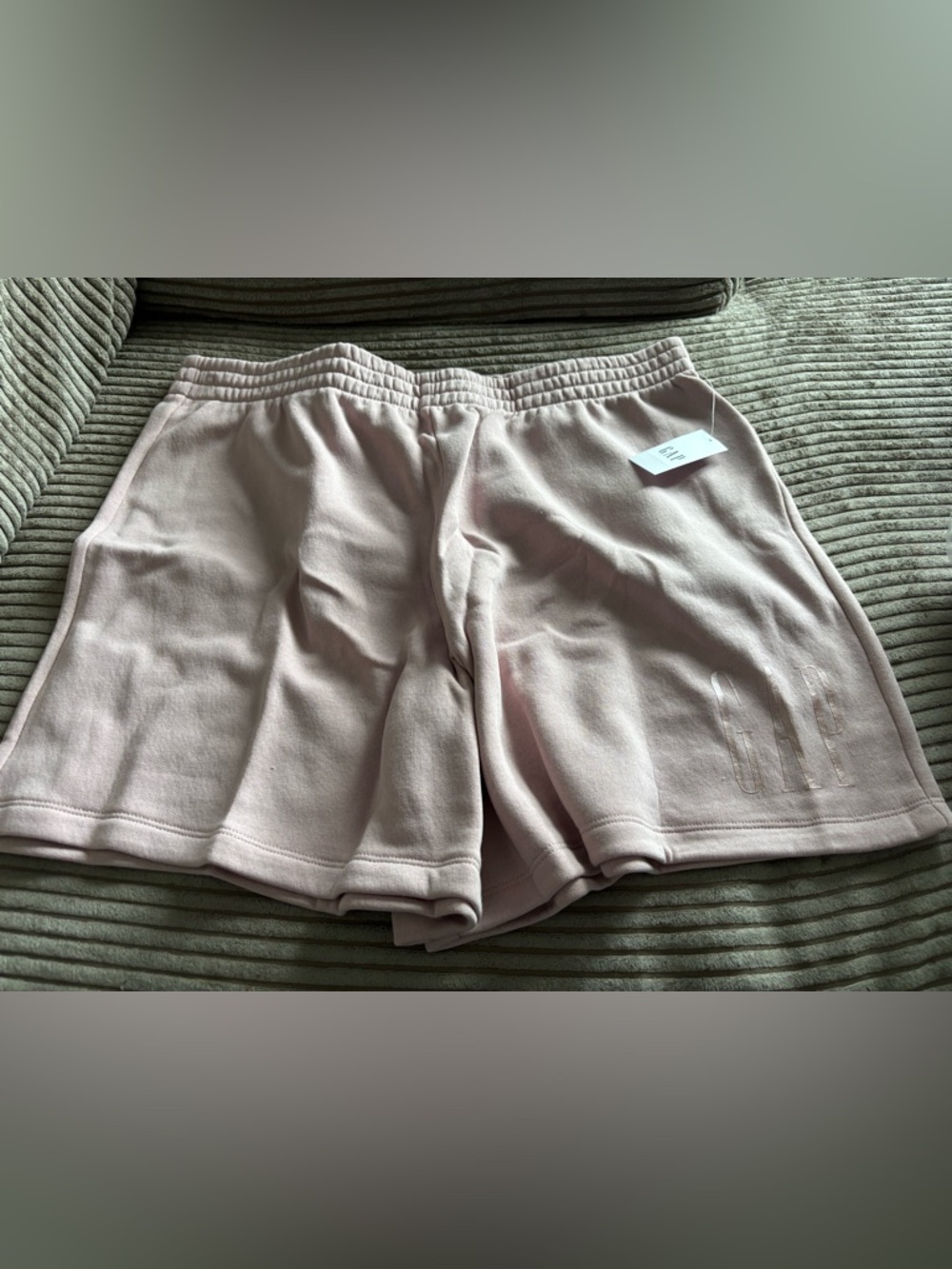 GAP Light Pink Elastic Women’s sweat shorts size Large NEW!